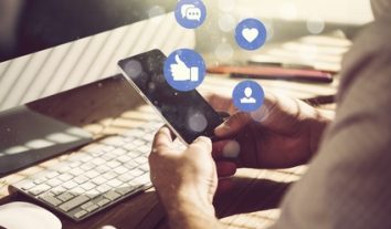 Facebooks App-Zentrum: BGH setzt Rechtsstreit wegen Datenschutzverstößen aus