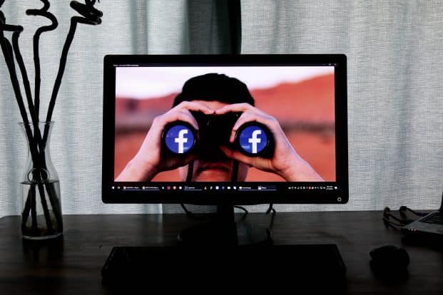 Strafbare Facebook-Fotomontage - nicht nur Urheberrechtsverstoß sondern auch noch Verwenden von Kennzeichen verfassungswidriger Organisationen