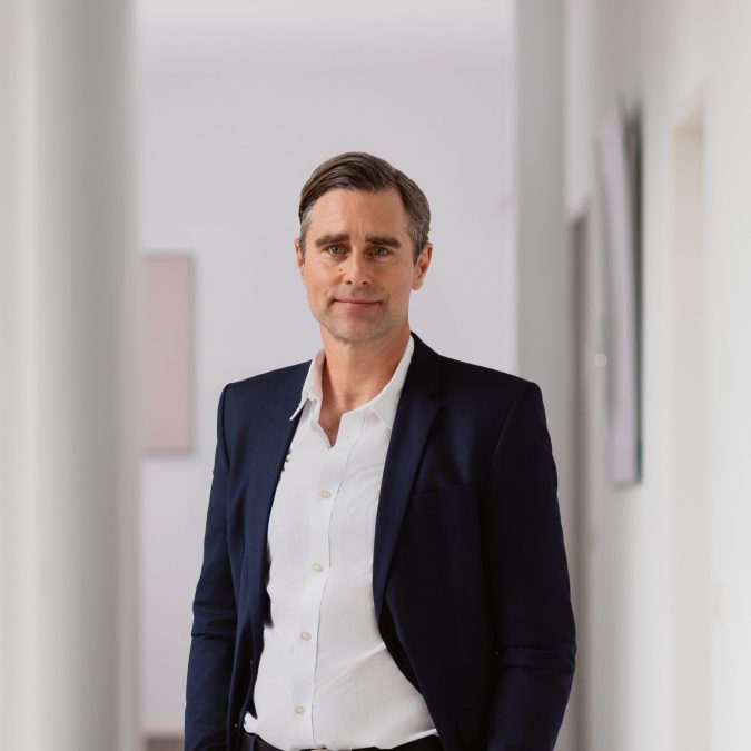 Dr. Niklas Haberkamm, LL.M. oec.